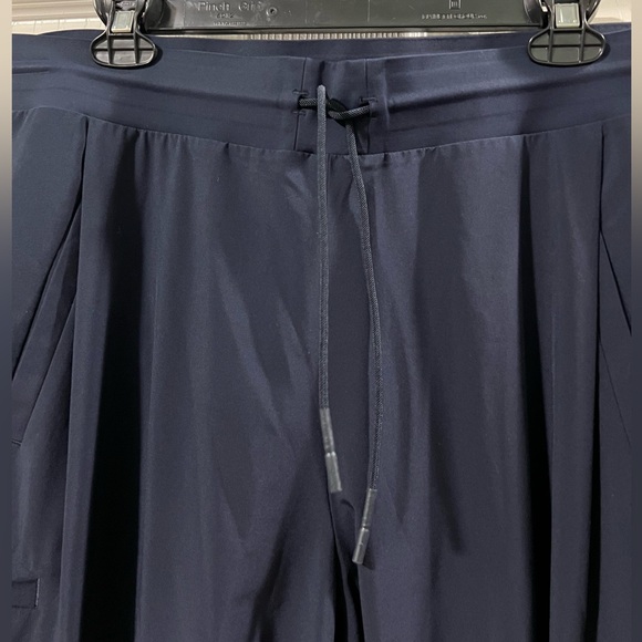 Athleta Woman’s Venture Pants in navy blue. NWOT - Picture 7 of 16
